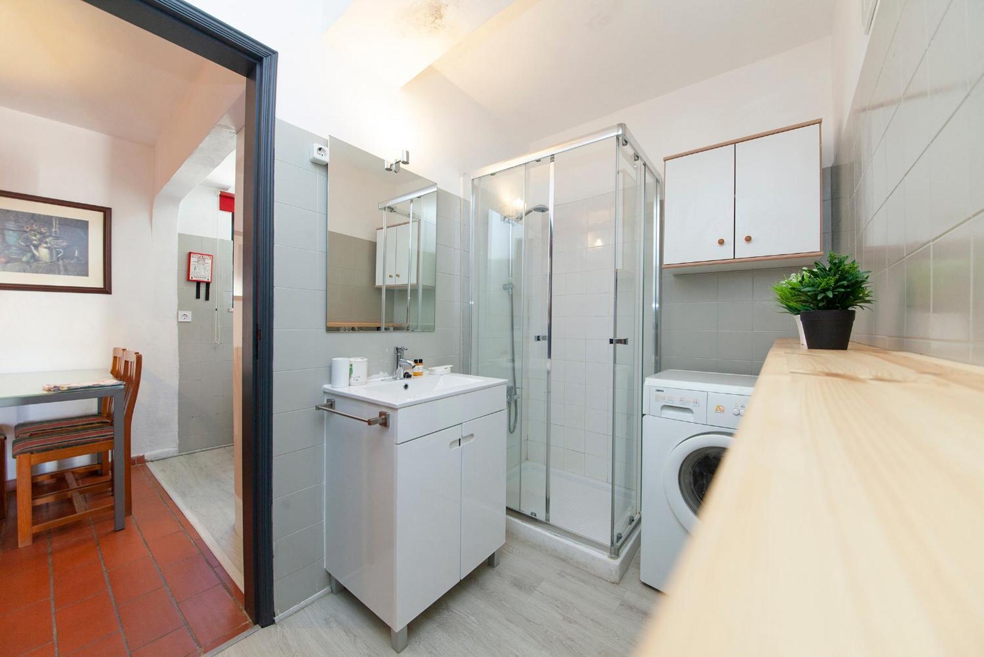 B12 - Pool And Sun Apartment 라고스 외부 사진