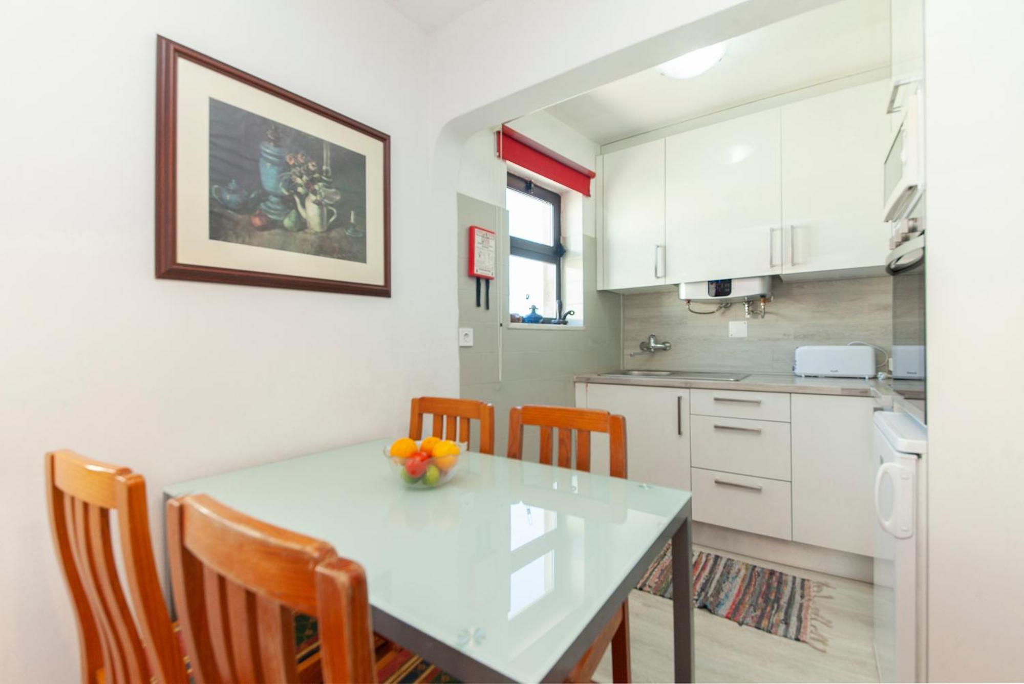 B12 - Pool And Sun Apartment 라고스 외부 사진